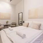 Kiraly 67 - Boutique Apartments, Location By Bqa Апартаменты